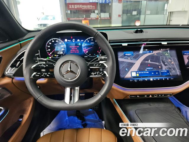 Mercedes-Benz E-Class E300 4MATIC AMG Line