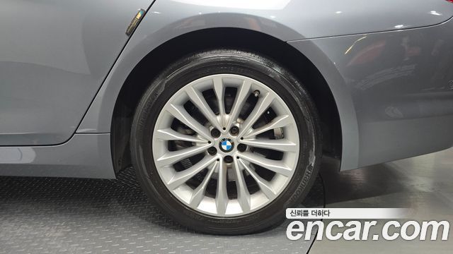 BMW 5-Series 520d Luxury Plus