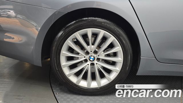 BMW 5-Series 520d Luxury Plus
