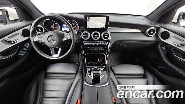 Mercedes-Benz GLC-Class GLC220 d 4MATIC Premium Coupe
