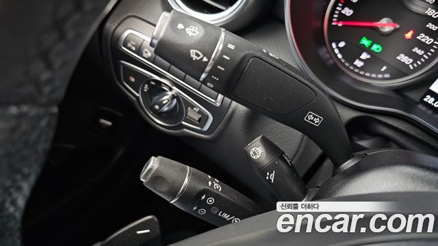 Mercedes-Benz GLC-Class GLC220 d 4MATIC Premium Coupe