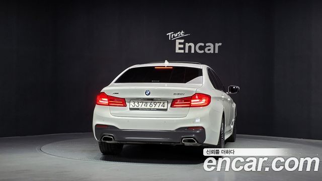 BMW 5-Series 530i xDrive M Sport Package Plus