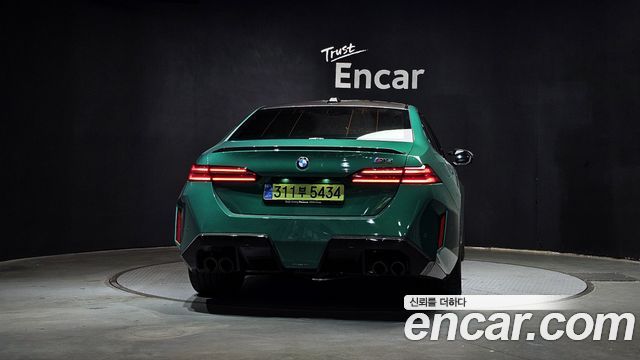 BMW M5 M5 Sedan