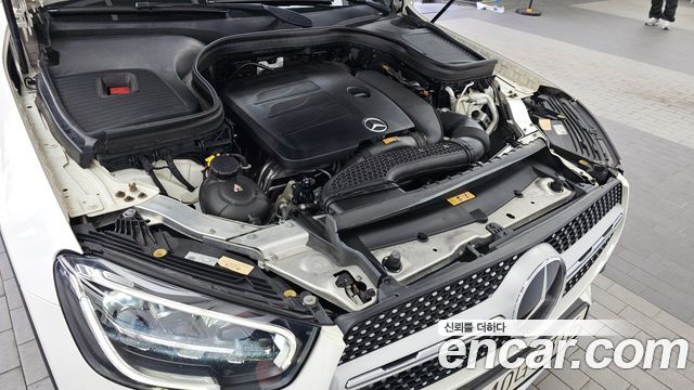 Mercedes-Benz GLC-Class GLC300 4MATIC Premium