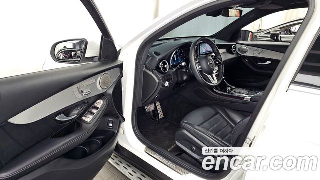 Mercedes-Benz GLC-Class GLC300 4MATIC Premium