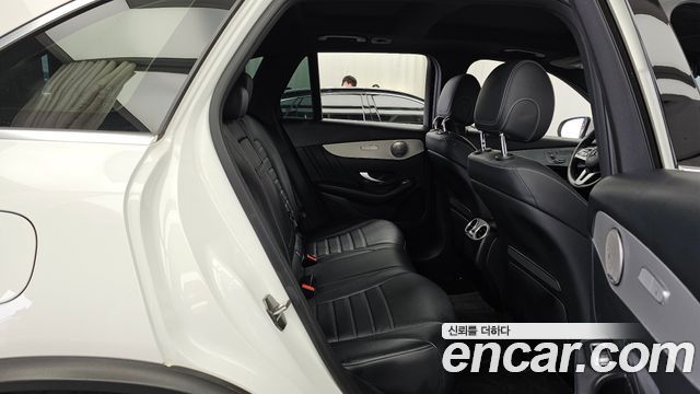 Mercedes-Benz GLC-Class GLC300 4MATIC Premium