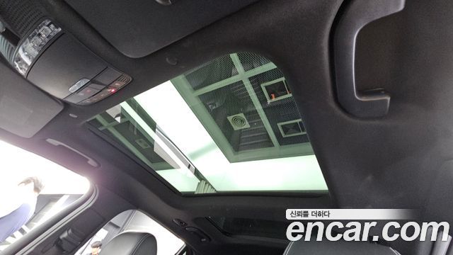 Mercedes-Benz GLC-Class GLC300 4MATIC Premium