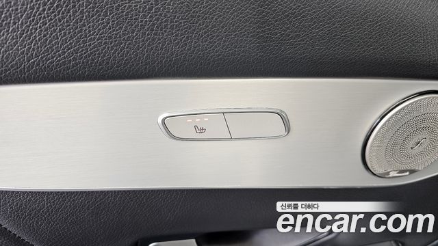 Mercedes-Benz GLC-Class GLC300 4MATIC Premium
