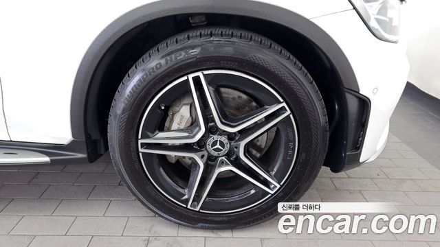 Mercedes-Benz GLC-Class GLC300 4MATIC Premium
