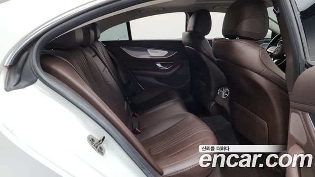 Mercedes-Benz CLS-Class CLS300d AMG Line