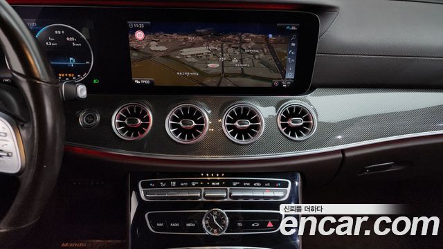Mercedes-Benz CLS-Class CLS300d AMG Line