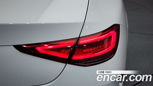 Mercedes-Benz CLS-Class CLS300d AMG Line