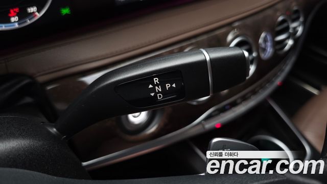 Mercedes-Benz S-Class S560L 4MATIC
