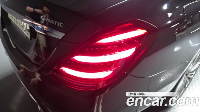 Mercedes-Benz S-Class S560L 4MATIC
