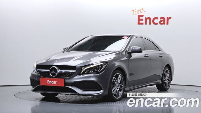 Mercedes-Benz CLA-Class CLA220 AMG Line