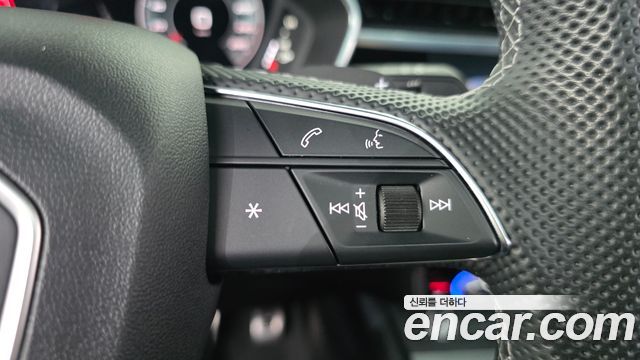 Audi Q3 35 TDI Premium Sportback