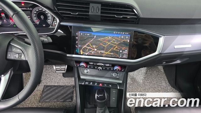 Audi Q3 35 TDI Premium Sportback
