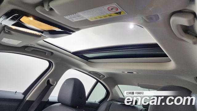 BMW 3-Series 320i