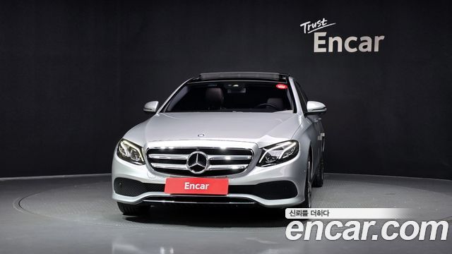 Mercedes-Benz E-Class E300 Avantgarde