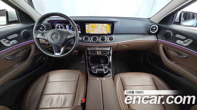 Mercedes-Benz E-Class E300 Avantgarde