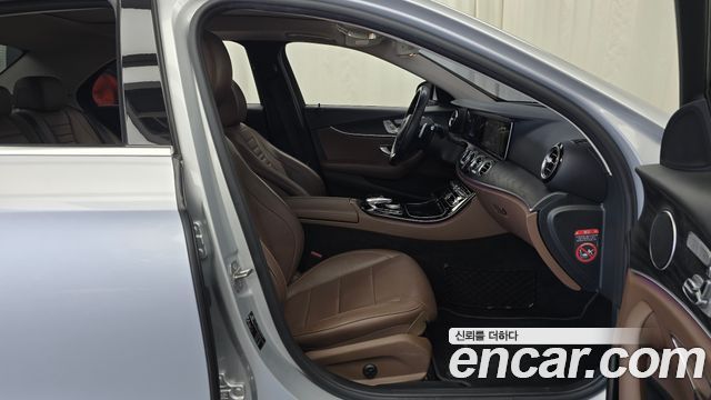 Mercedes-Benz E-Class E300 Avantgarde