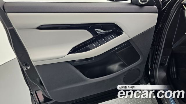 Land Rover Range Rover Evoque P250 Dynamic SE