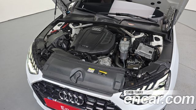 Audi A4 40 TFSI Premium