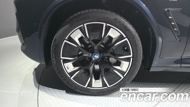 BMW iX3 M Sports