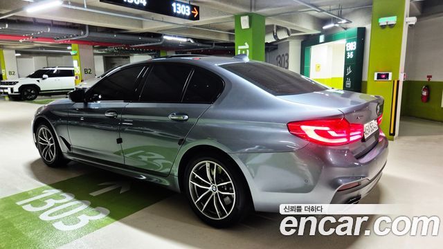 BMW 5-Series 530i xDrive M Sport Package