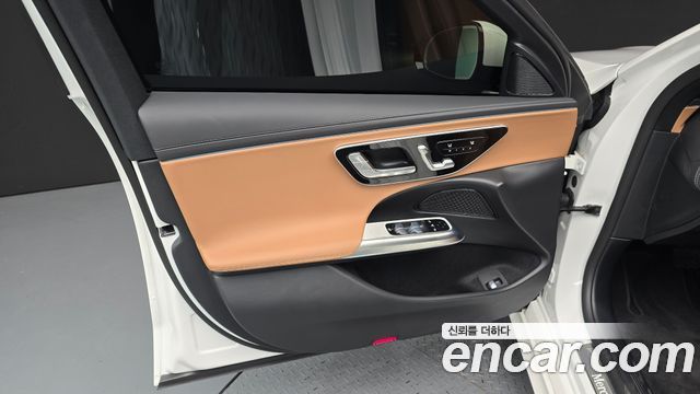 Mercedes-Benz E-Class E200 Avantgarde