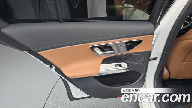 Mercedes-Benz E-Class E200 Avantgarde