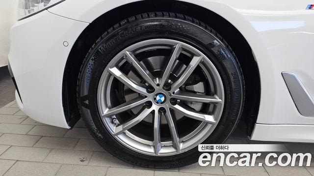 BMW 5-Series 520i M Sport