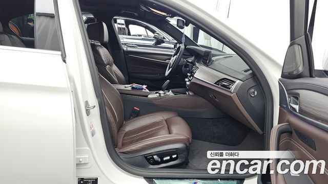 BMW 5-Series 520i M Sport