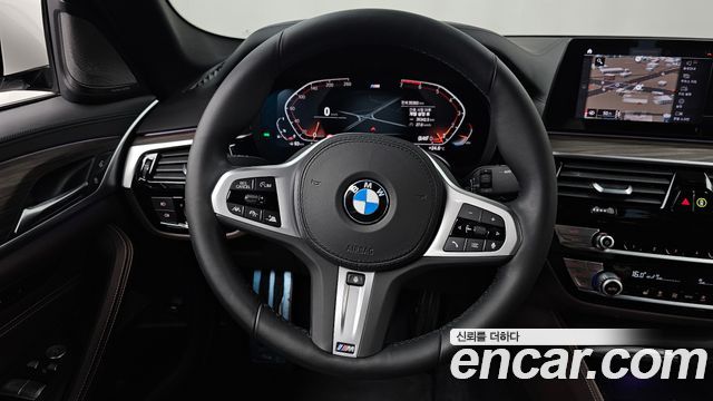 BMW 5-Series 520i M Sport