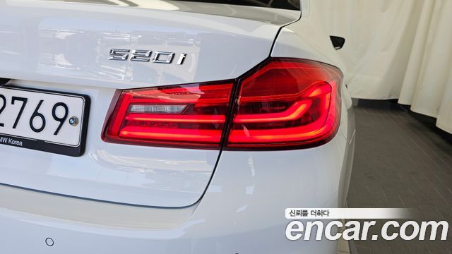 BMW 5-Series 520i M Sport