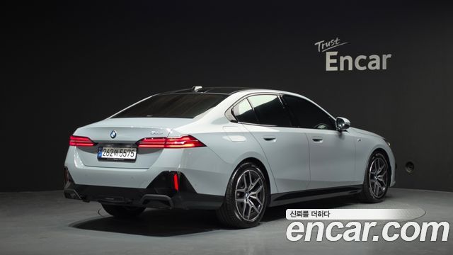 BMW 5-Series 520i M Sport