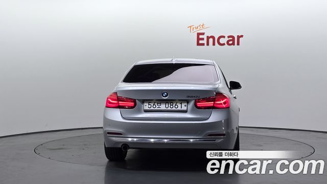 BMW 3Series (F30) 320i Luxury