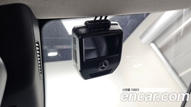 Mercedes-Benz GLA-Class GLA220