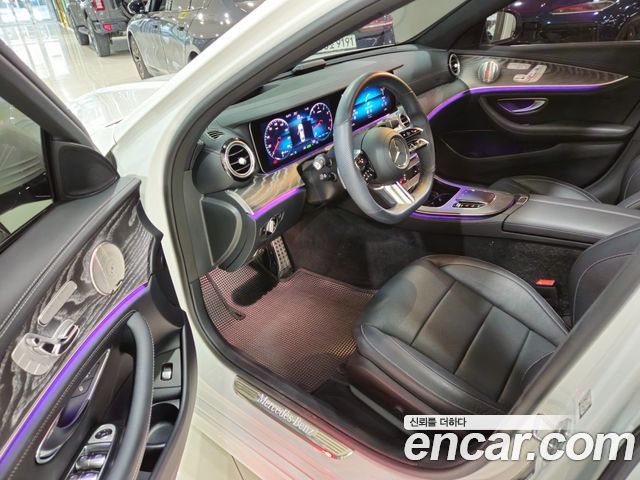 Mercedes-Benz E-Class E350 4MATIC AMG Line