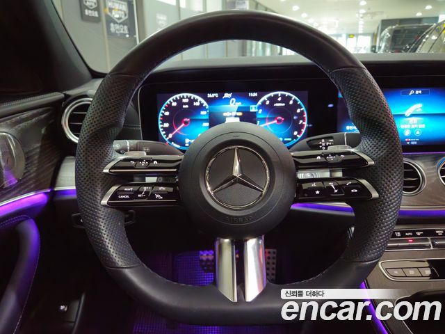 Mercedes-Benz E-Class E350 4MATIC AMG Line