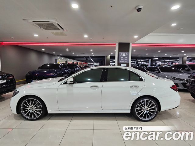 Mercedes-Benz E-Class E350 4MATIC AMG Line