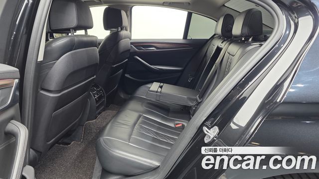 BMW 5-Series 520d Luxury Plus
