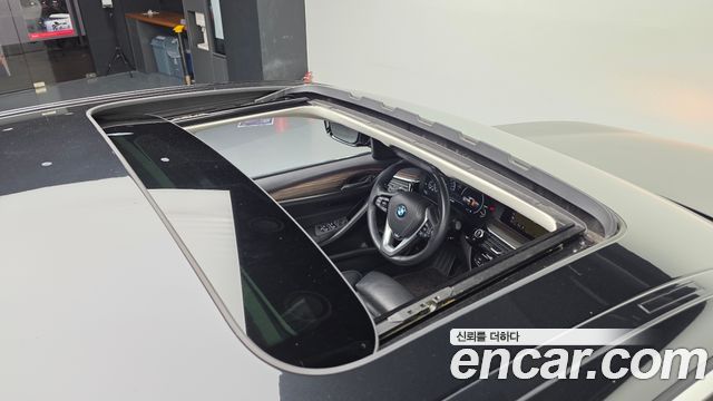 BMW 5-Series 520d Luxury Plus