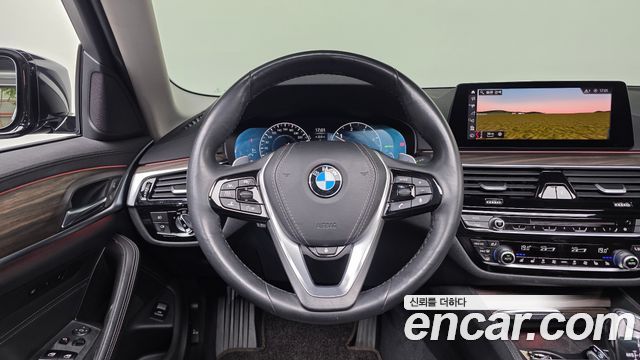 BMW 5-Series 520d Luxury Plus