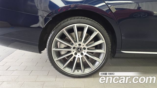 Mercedes-Benz E-Class E450 4MATIC Exclusive