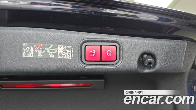 Mercedes-Benz E-Class E450 4MATIC Exclusive