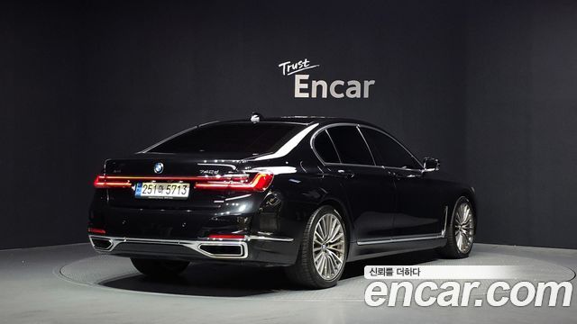 BMW 7-Series 740Ld xDrive Design Pure Excellence