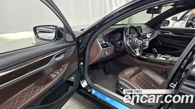 BMW 7-Series 740Ld xDrive Design Pure Excellence