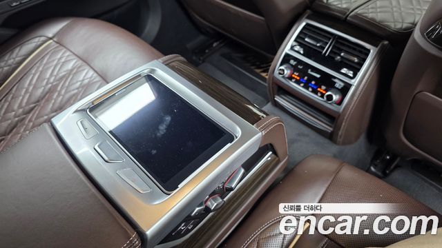 BMW 7-Series 740Ld xDrive Design Pure Excellence