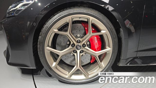 Audi RS6 4.0 TFSI Quattro Avant Performance